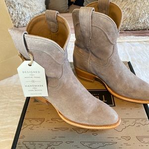 Tecova Lucy boots sz 8